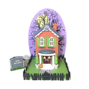 HALLOWEEN HAUNTED HOUSE Light-up Wooden Spooky Scary‎ House